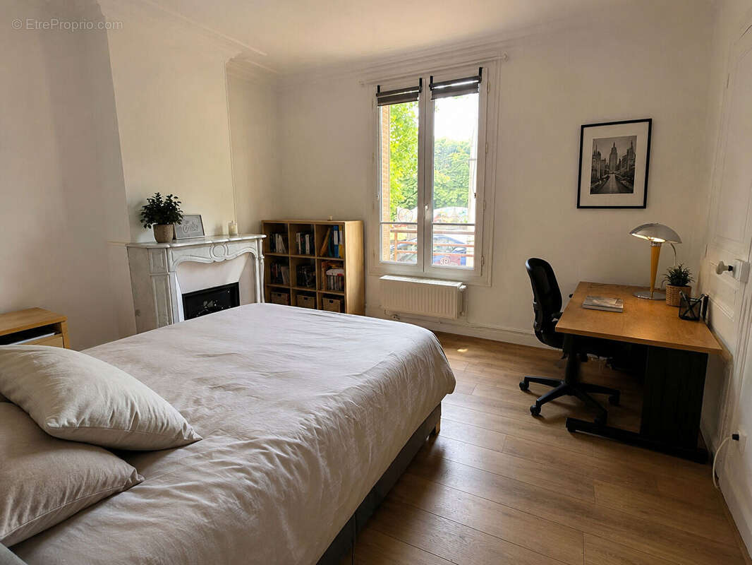 Appartement à CLICHY