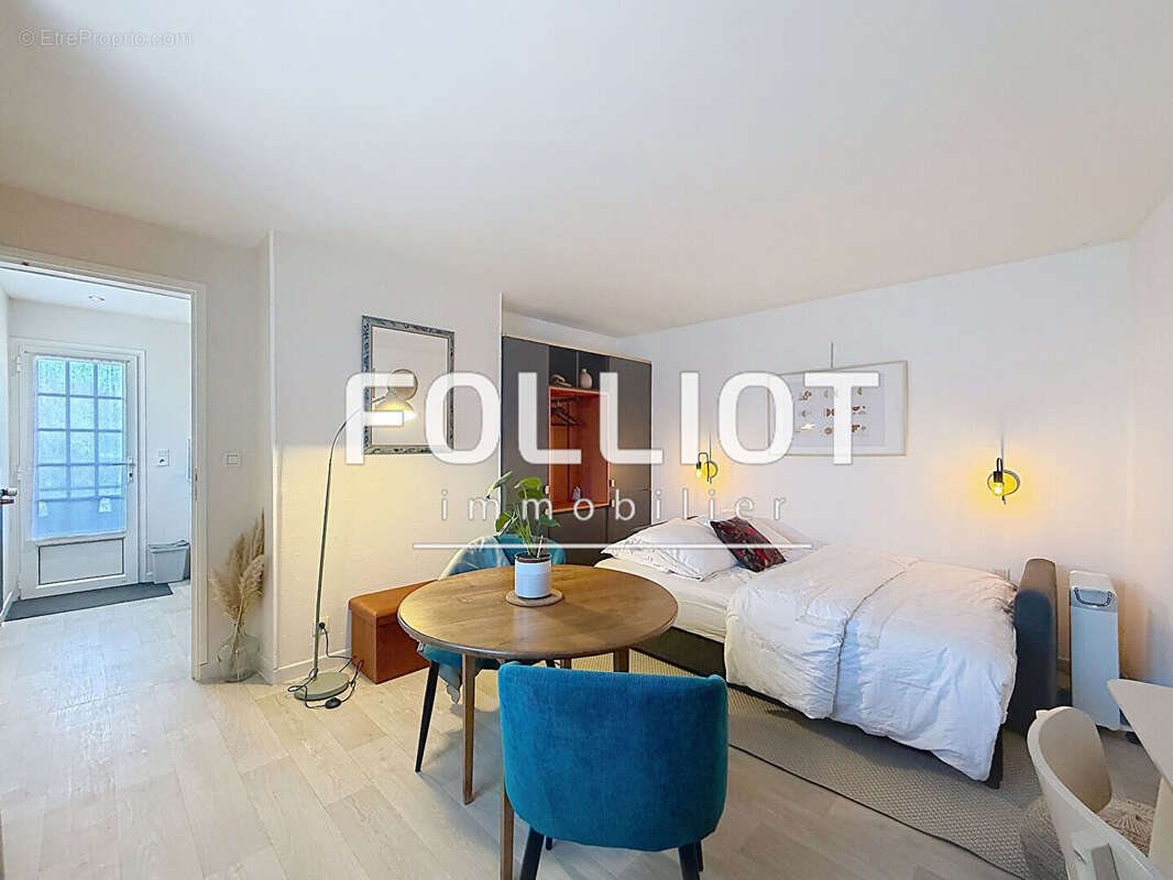 Maison à AGON-COUTAINVILLE