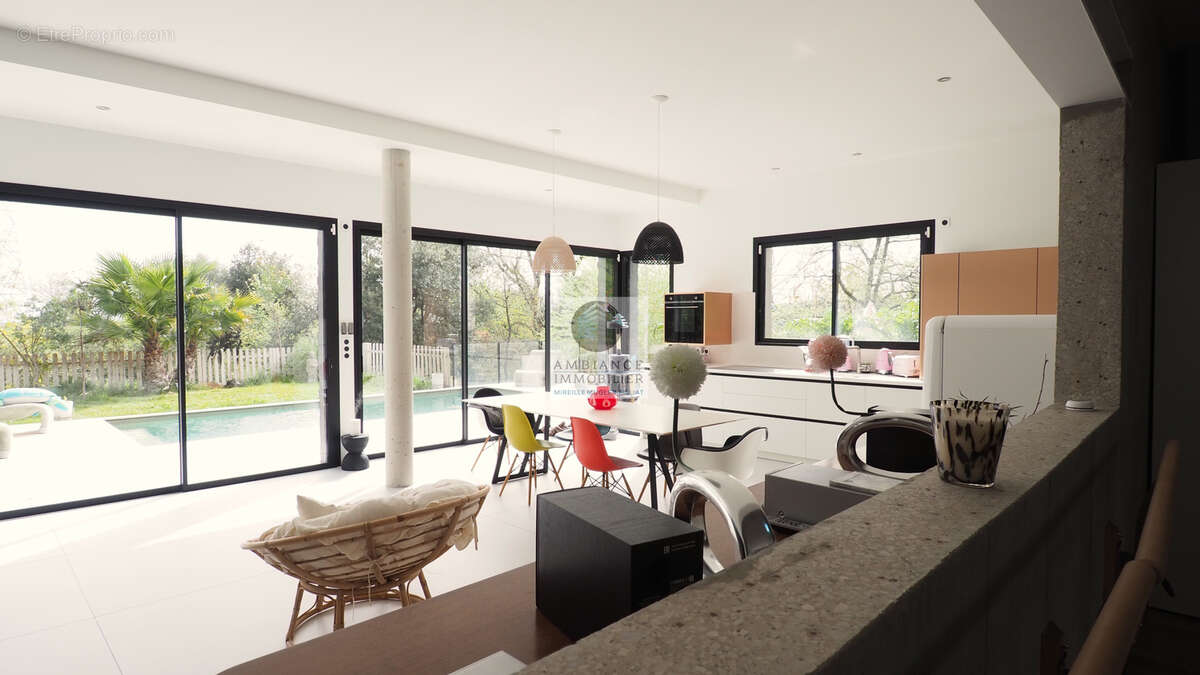 Maison à SAINT-PERAY