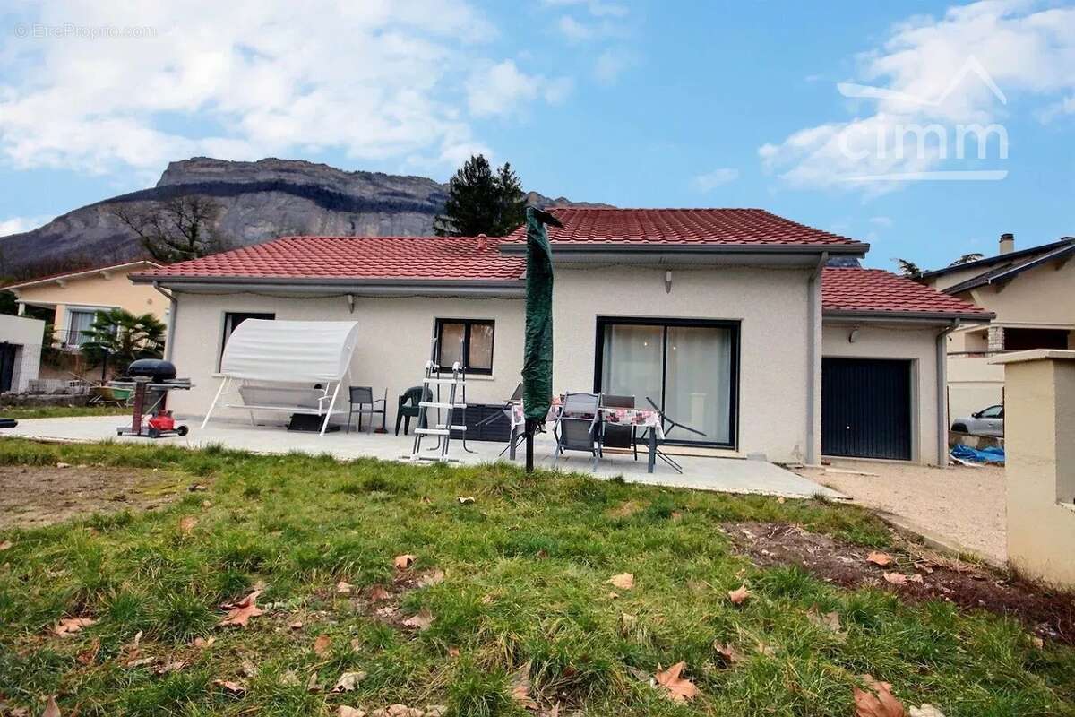 Maison à MONTBONNOT-SAINT-MARTIN