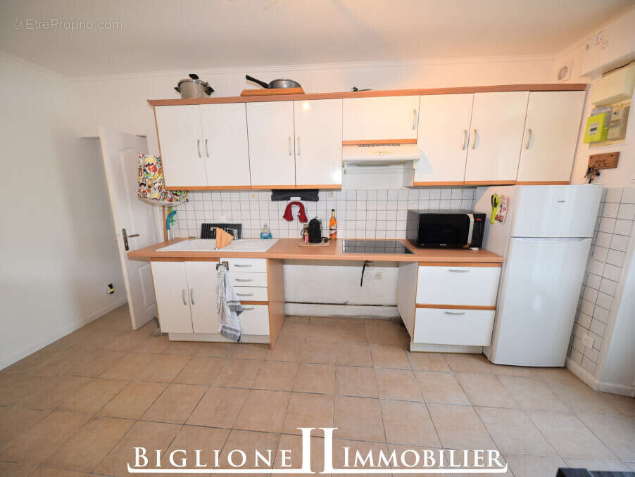 Appartement à LES PAVILLONS-SOUS-BOIS