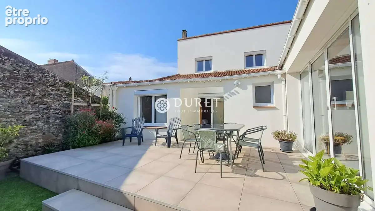 Maison 7 pièces 157 m² à vendre à Nieul-Le-Dolent (85430) - photo 2