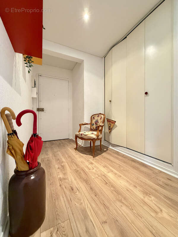 Appartement à BURES-SUR-YVETTE