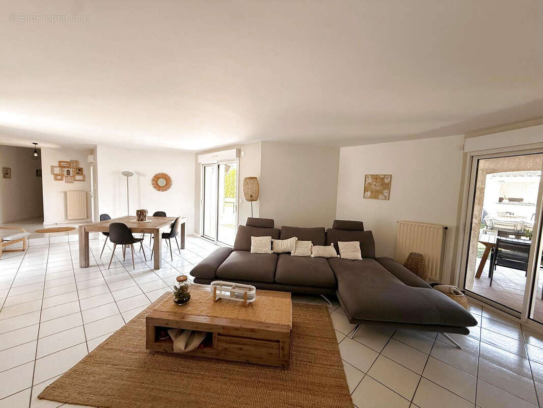 Maison à VILLENEUVE-TOLOSANE