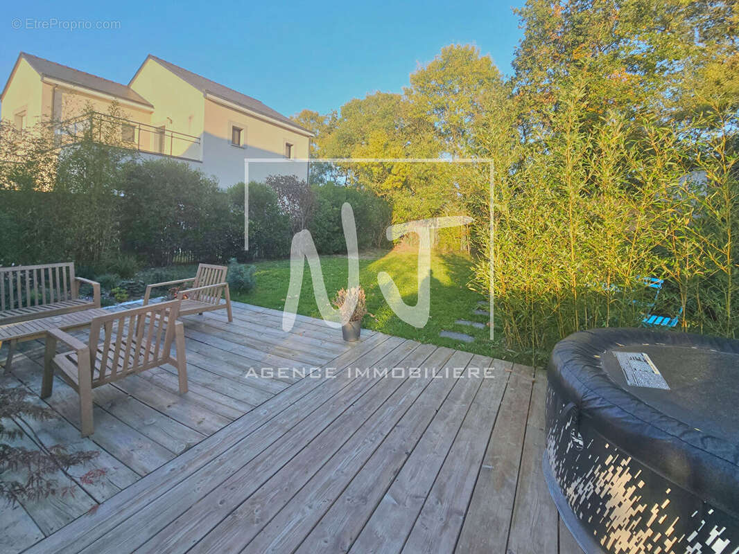 Maison à SAINT-SYLVAIN-D&#039;ANJOU