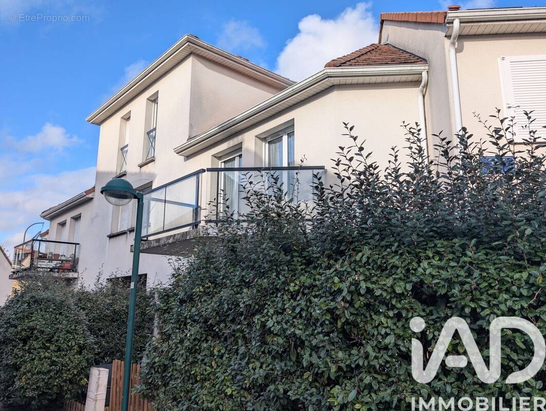 Photo 1 - Appartement à PLAISIR