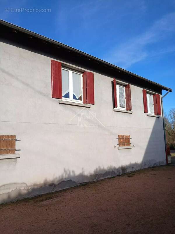 Maison à VARENNES-SUR-ALLIER