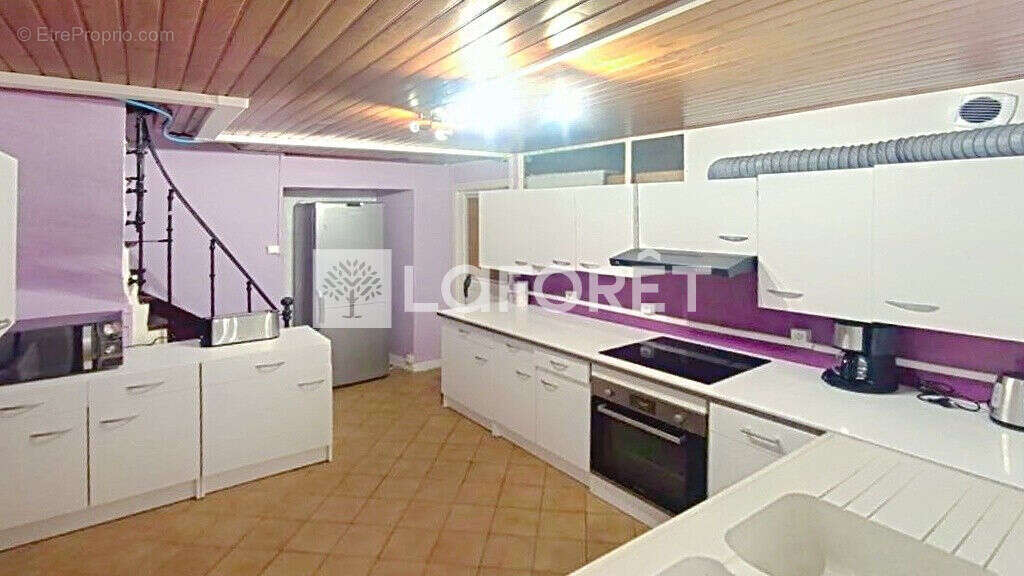 Appartement à SALINS-LES-BAINS