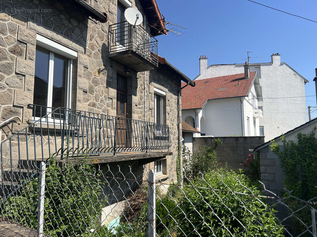 Maison en pierre AURILLAC - photo 8