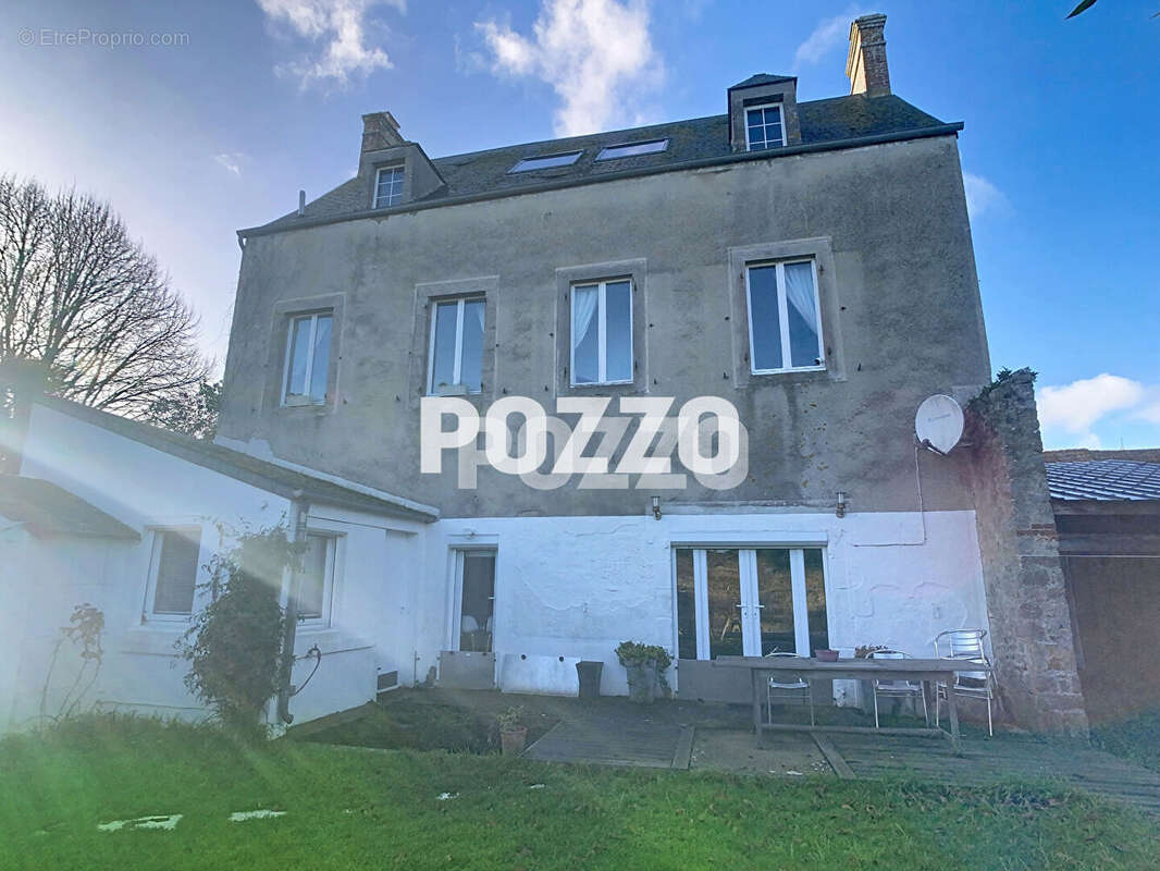 Maison à QUETTEHOU