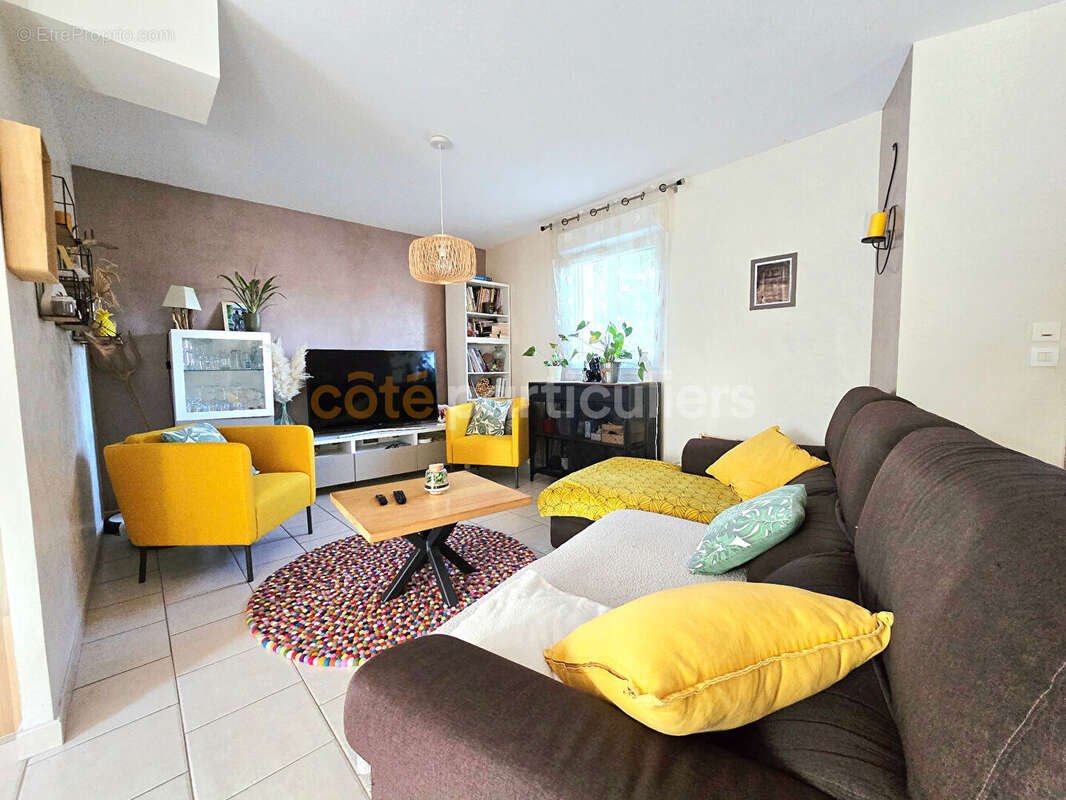 Maison à VILLEPERDUE