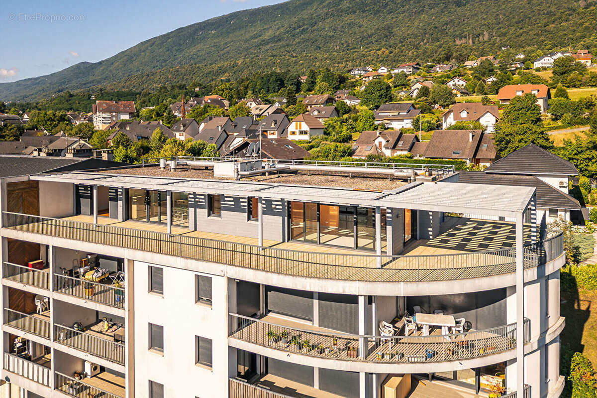 Appartement à LE BOURGET-DU-LAC