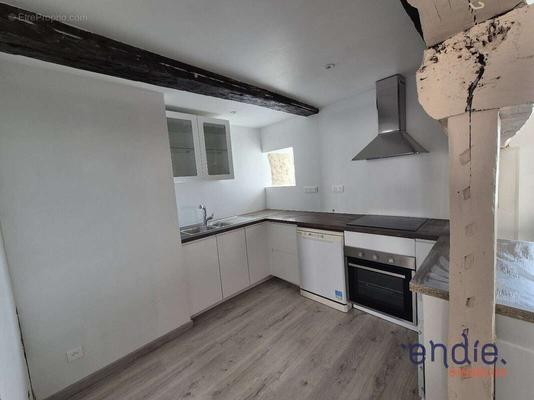 Maison de 91m 2 en pierres avec poutres apparentes - photo 6