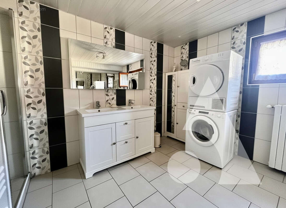 Maison Saint Martin Longueau 4 pièce(s) 125 m2 - photo 3