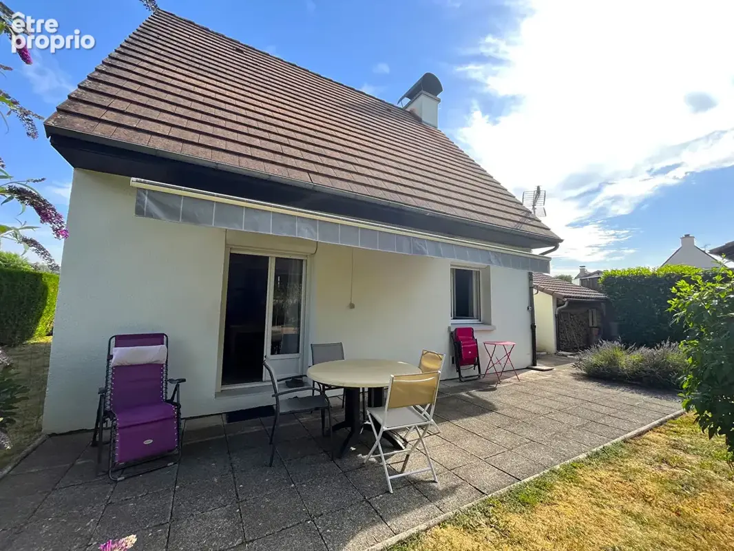 Maison à JUSSAC