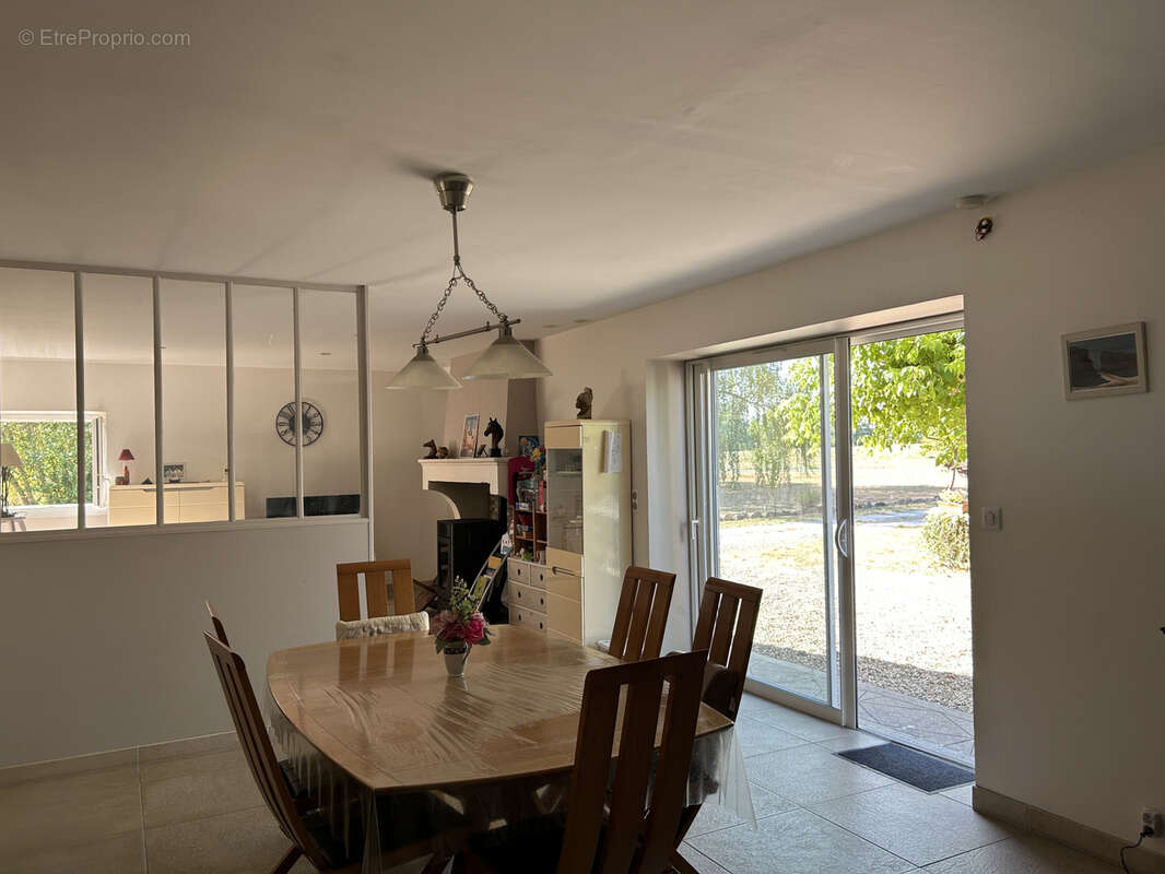 Propriété 2 maisons - dépendances - étang - idéale projet gîte ou professionnel - photo 4