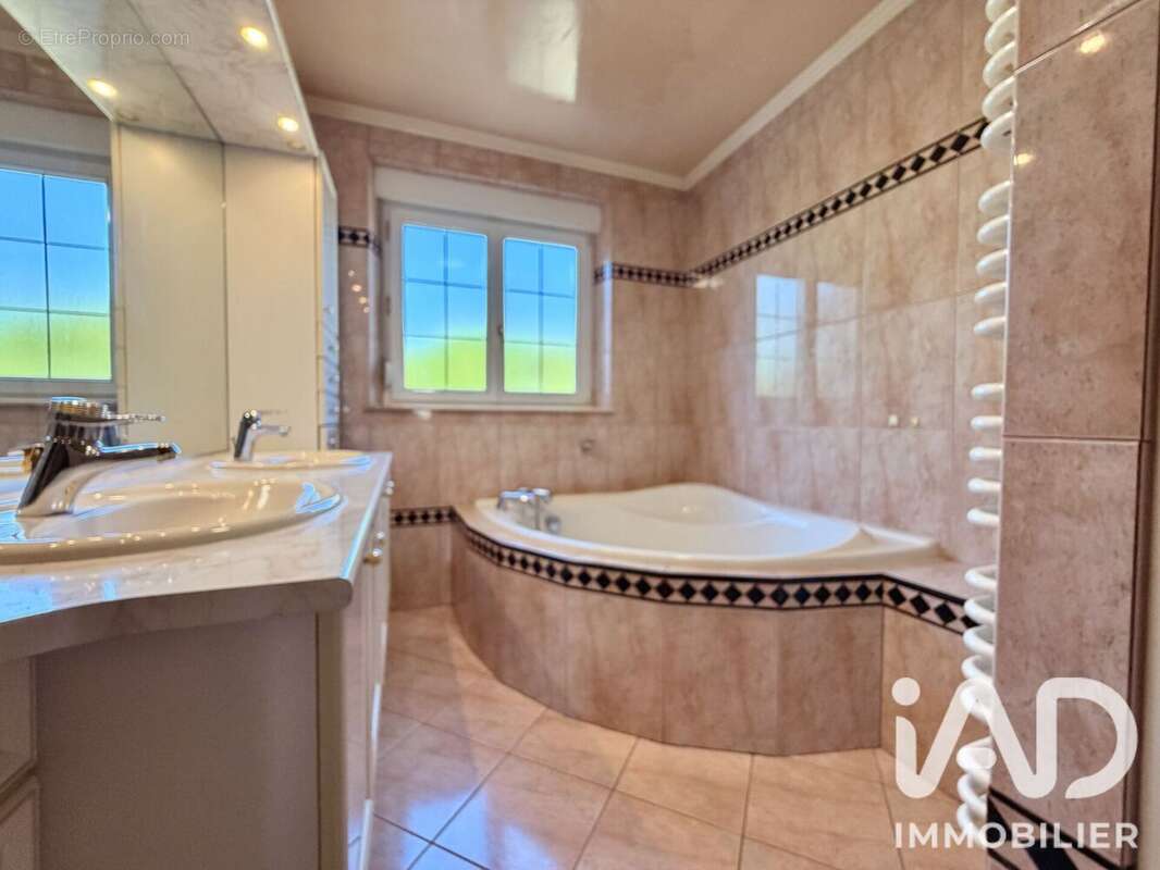 Maison 135 m² à Betschdorf  - photo 8