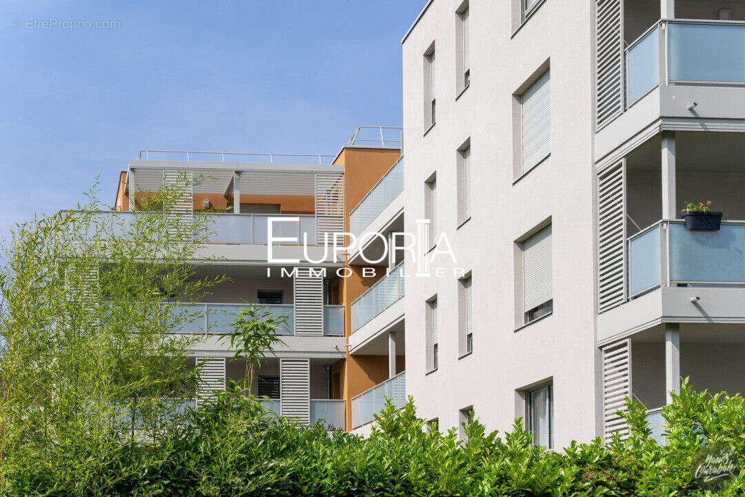 Appartement à TASSIN-LA-DEMI-LUNE