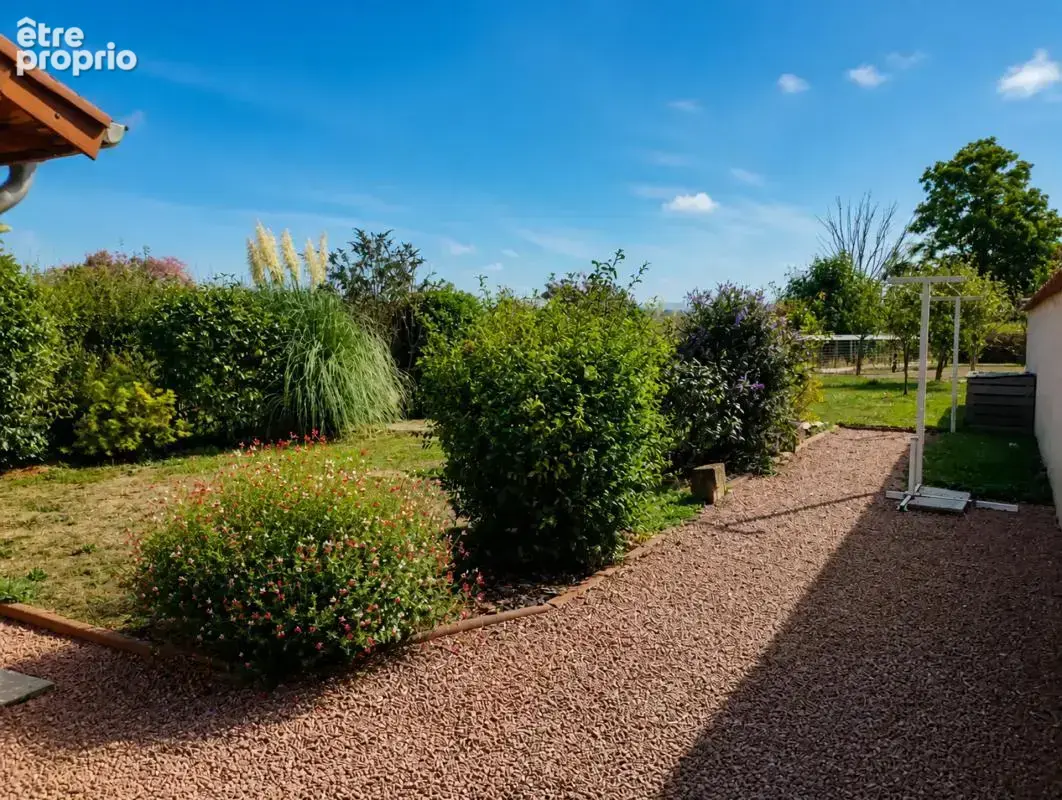 Maison de 8 pièces de 202 m² à Ligny-en-Brionnais - photo 7