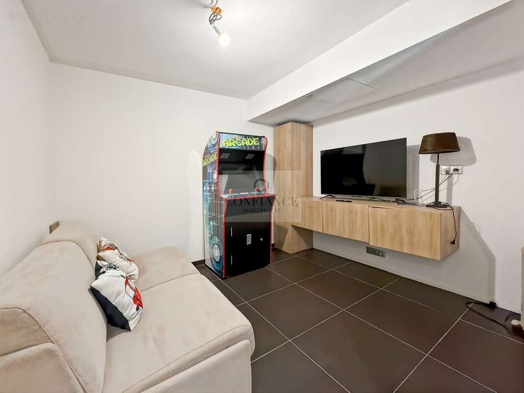 Maison à SAINT-ETIENNE-DE-TINEE