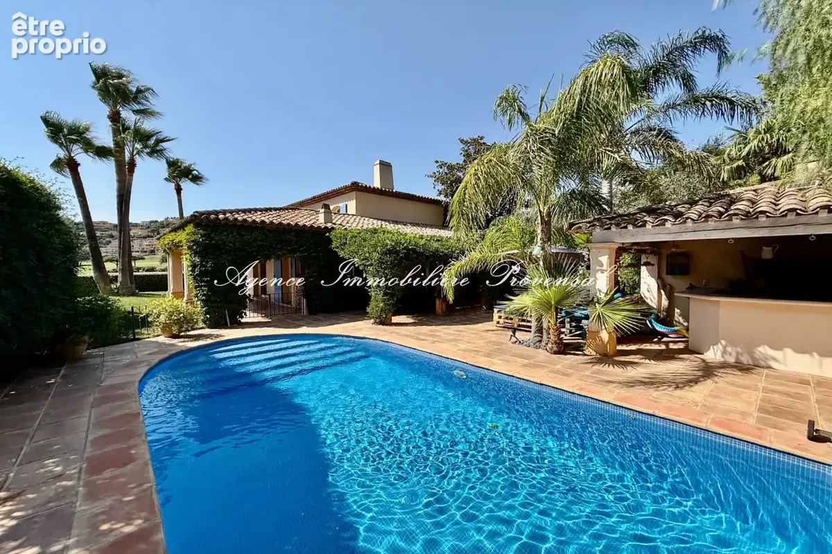 Maison 8 pièces 350 m² à vendre à Sainte-Maxime (83120) - photo 3