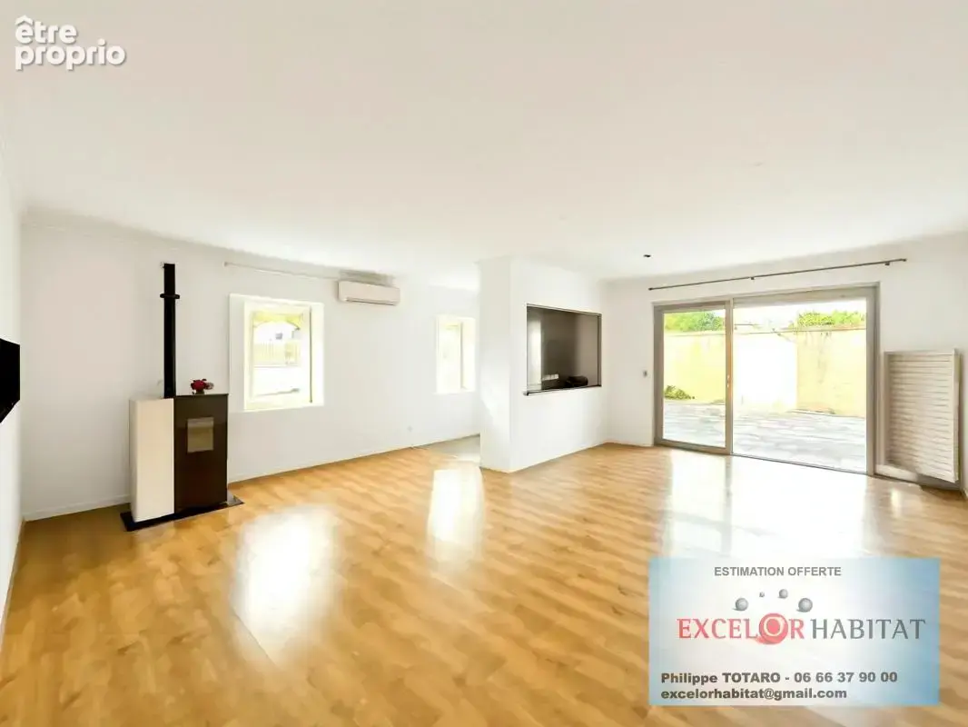 MAISON DE VILLE 117 M² 3 CHAMBRES Suite parentale TERRASSE 50 M² grands volumes 117 m² habitables - photo 2