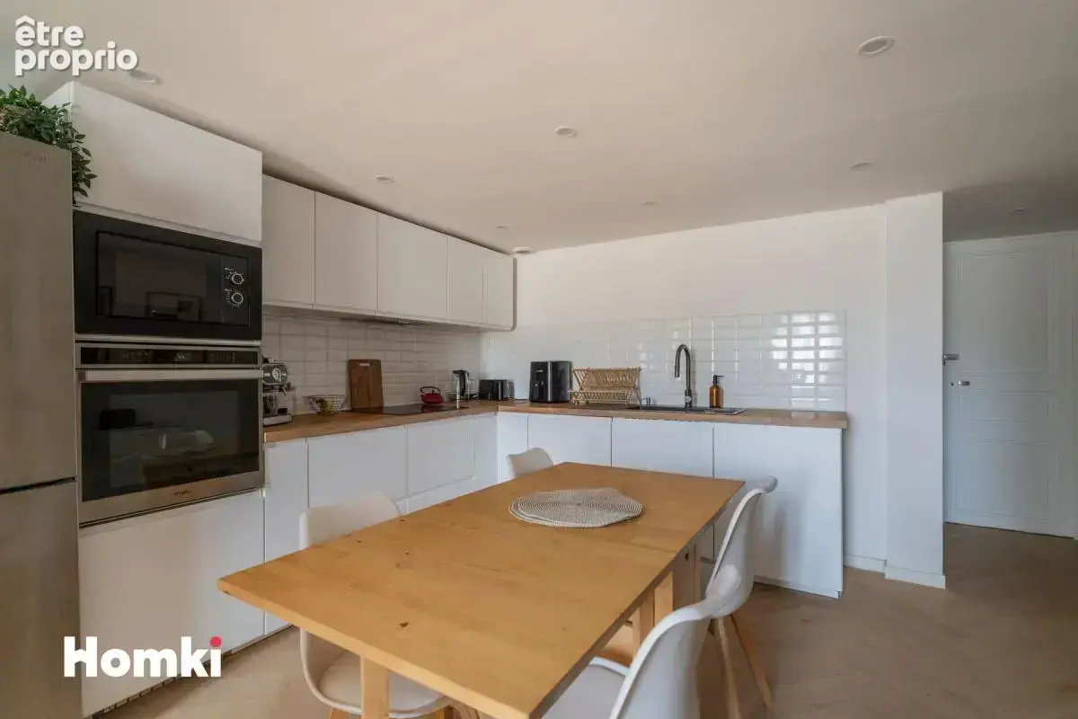 Appartement T5 de 105 m² à Marseille 13002, Rue Chevalier Paul - photo 5