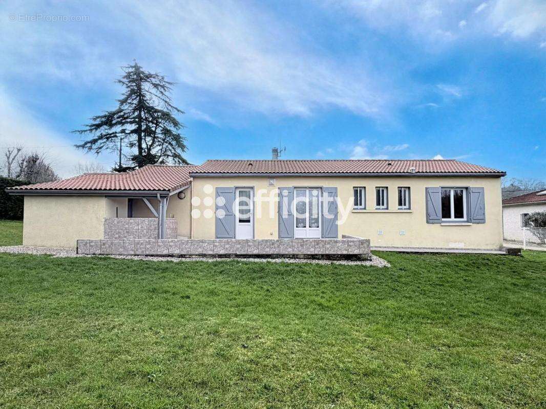 Maison à CASTILLONNES