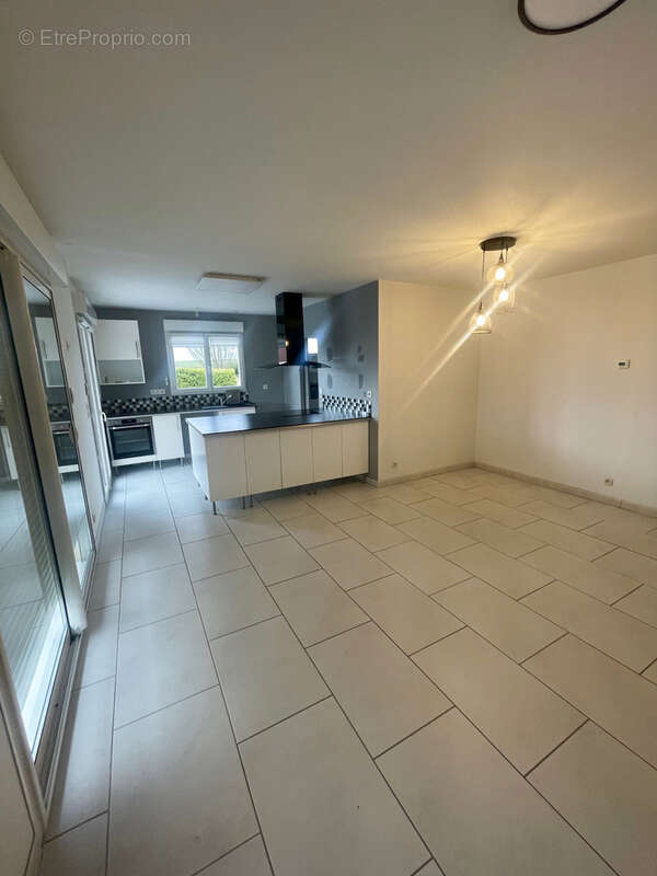 Maison à MESNIL-SAINT-LOUP