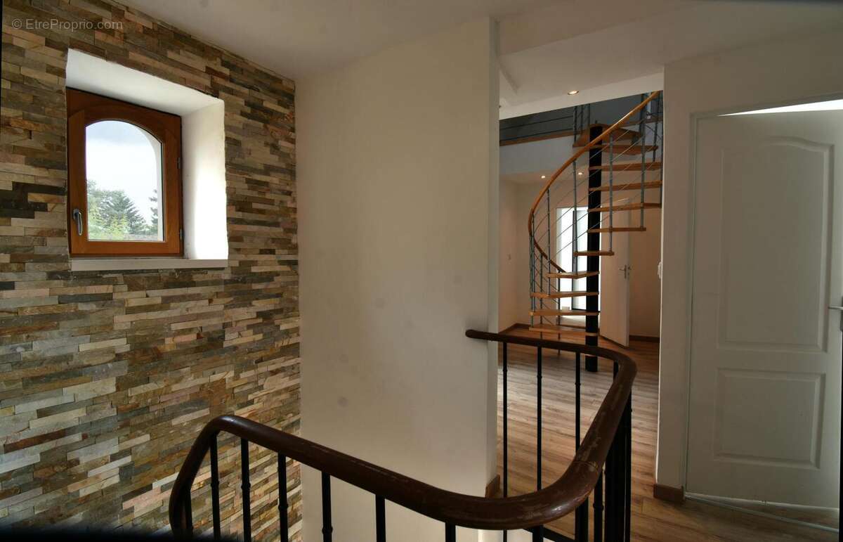 Maison 133 m² à Machault  - photo 7