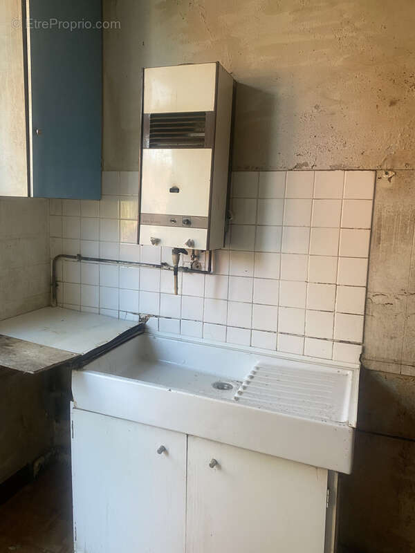 Maison à LUSSAC-LES-EGLISES