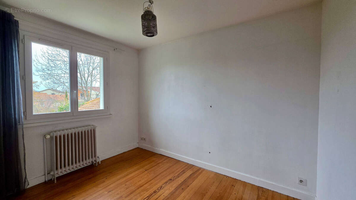 Maison à PONT-DU-CHATEAU