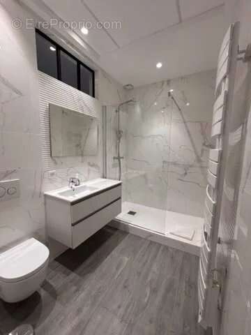 Exclusivite- cannes banane--dernier etage, tres beau 3p dans immeuble bourgeois - photo 9