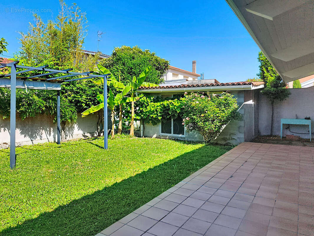 Maison à MERIGNAC