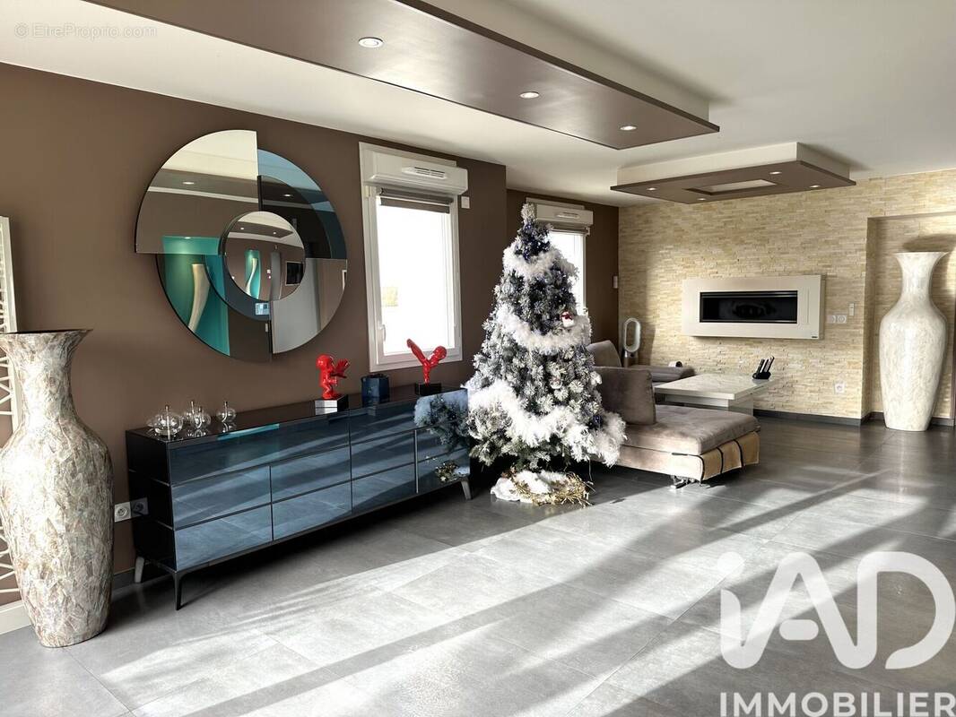 Photo 1 - Appartement à SAULX-LES-CHARTREUX