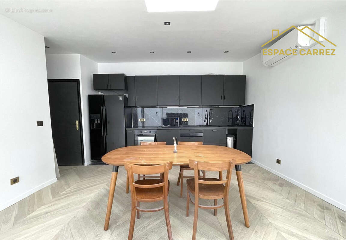 Appartement à LES LILAS