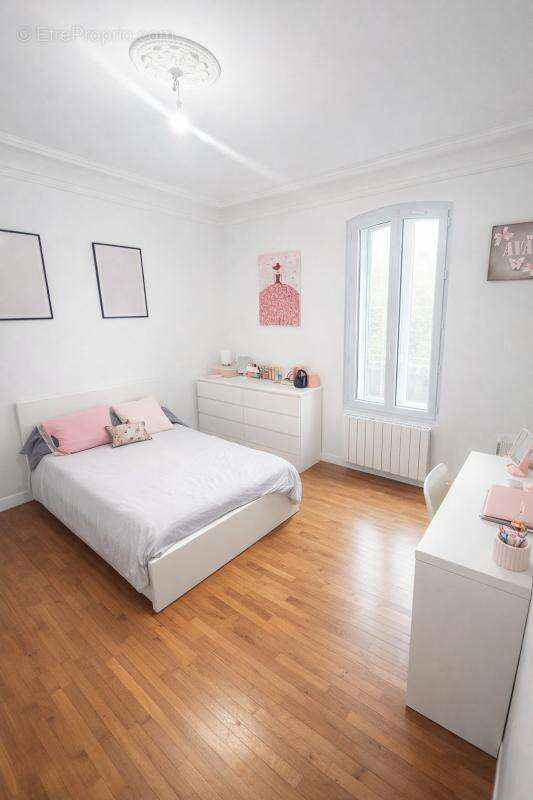 Maison à SAINT-MAUR-DES-FOSSES