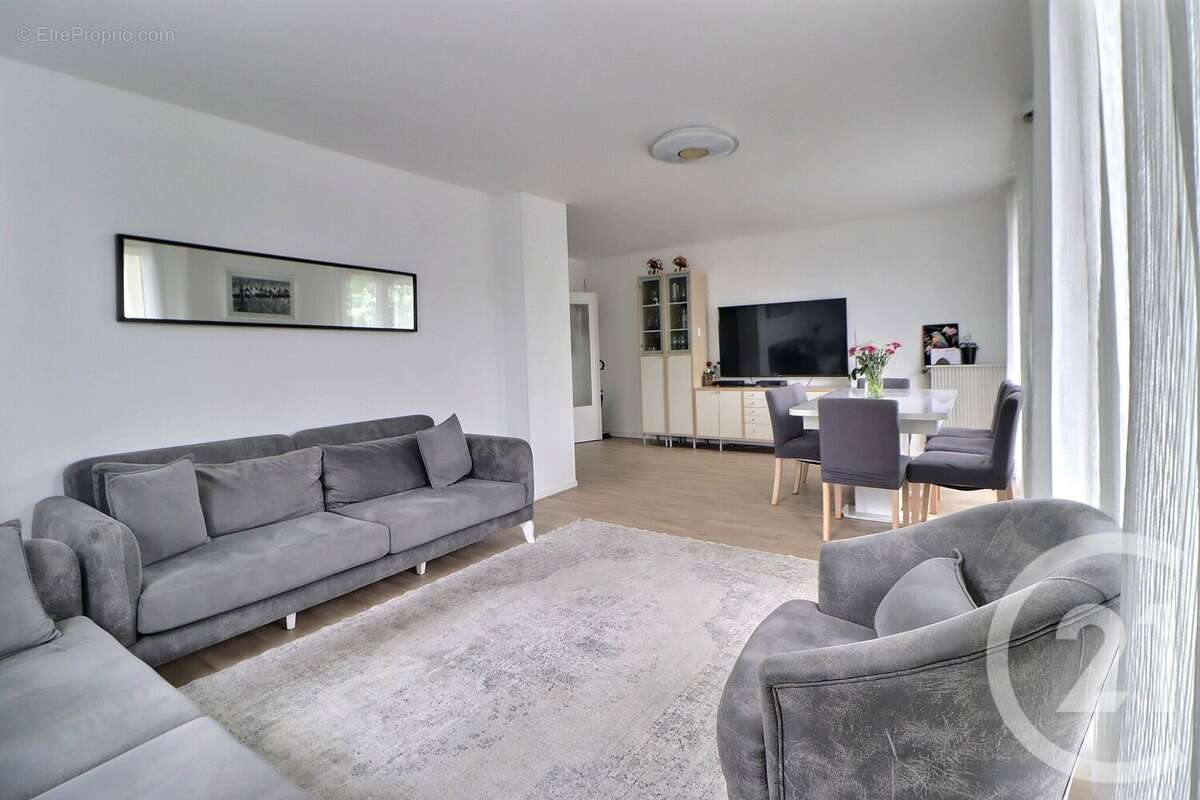 Appartement à AULNAY-SOUS-BOIS