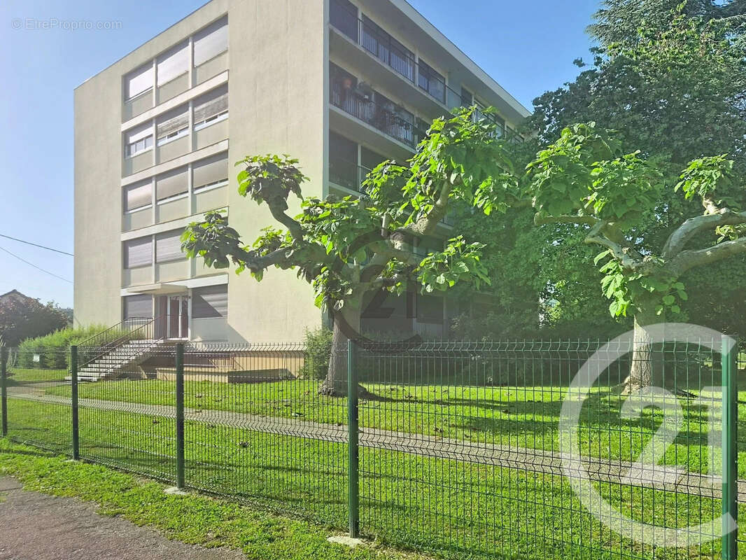 Appartement à JOIGNY