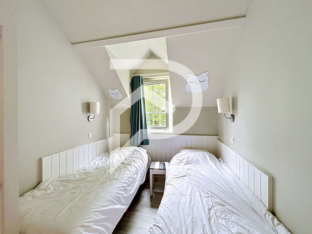 Maison à CHAMOUILLE