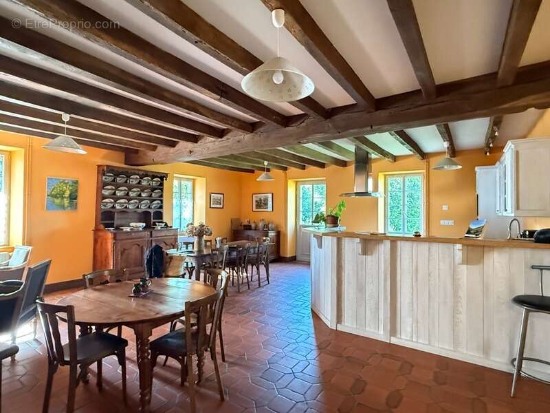 Maison à FRESSELINES