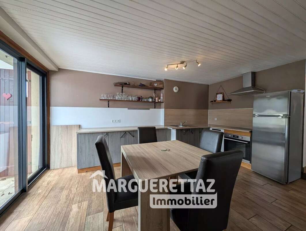 Appartement à VERCHAIX