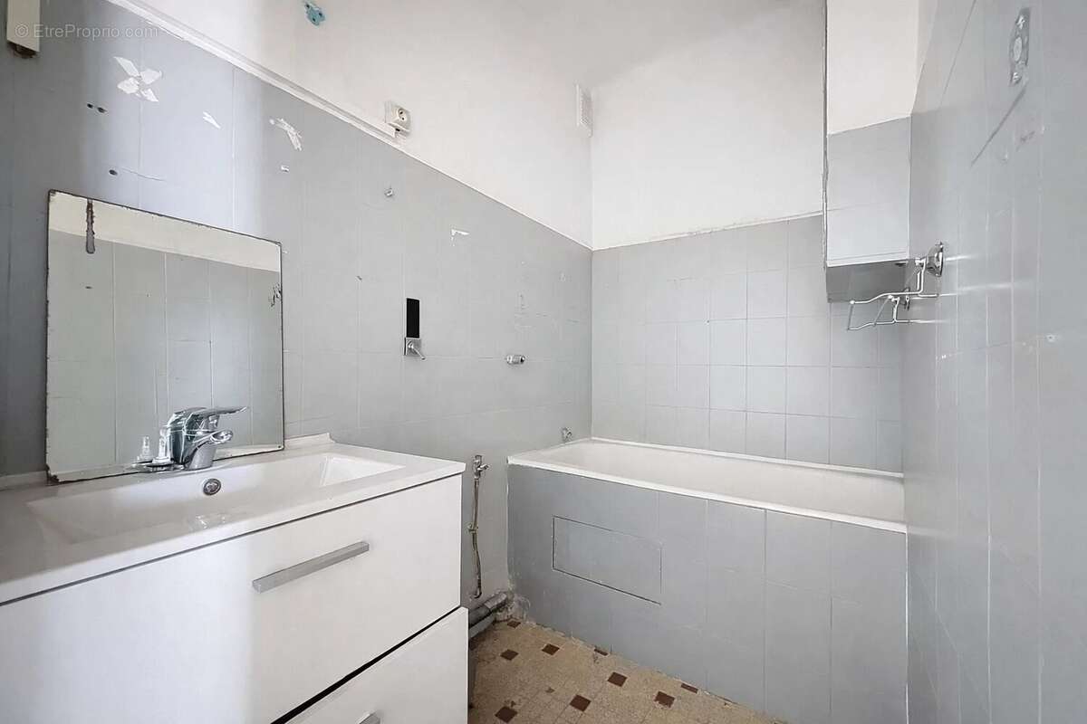 Appartement à MARSEILLE-15E