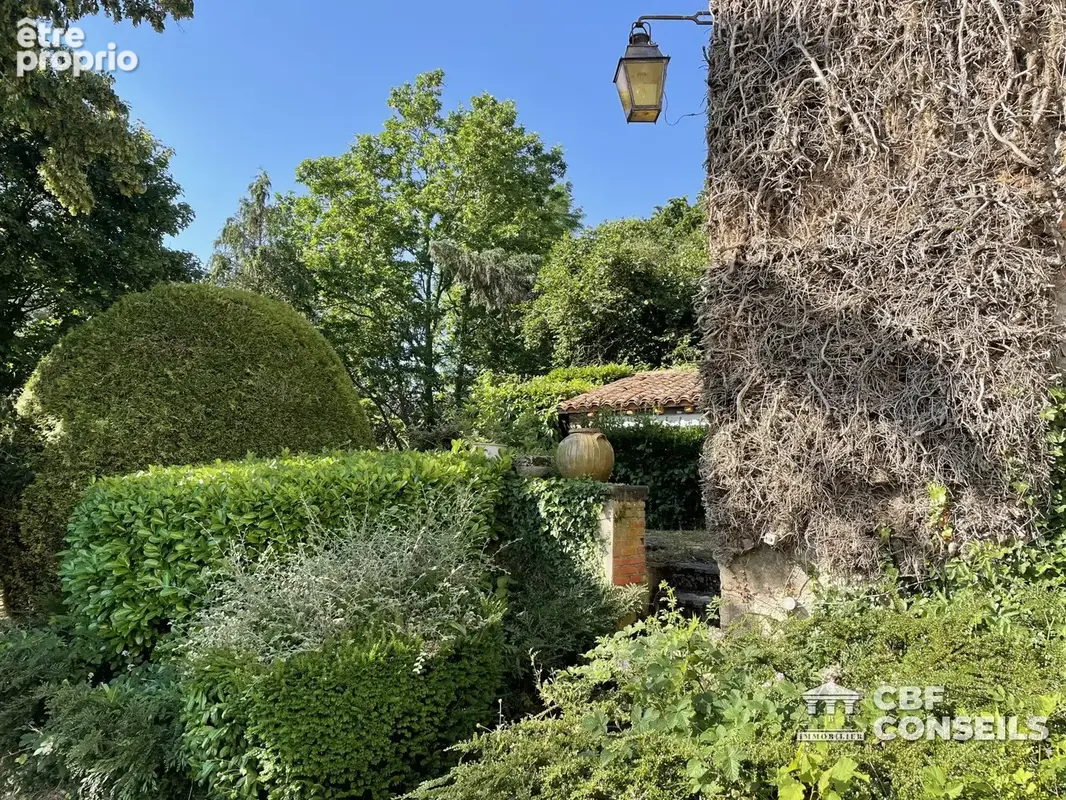 Maison 21 pièces 398 m² à vendre à Ardes (63420) - photo 9