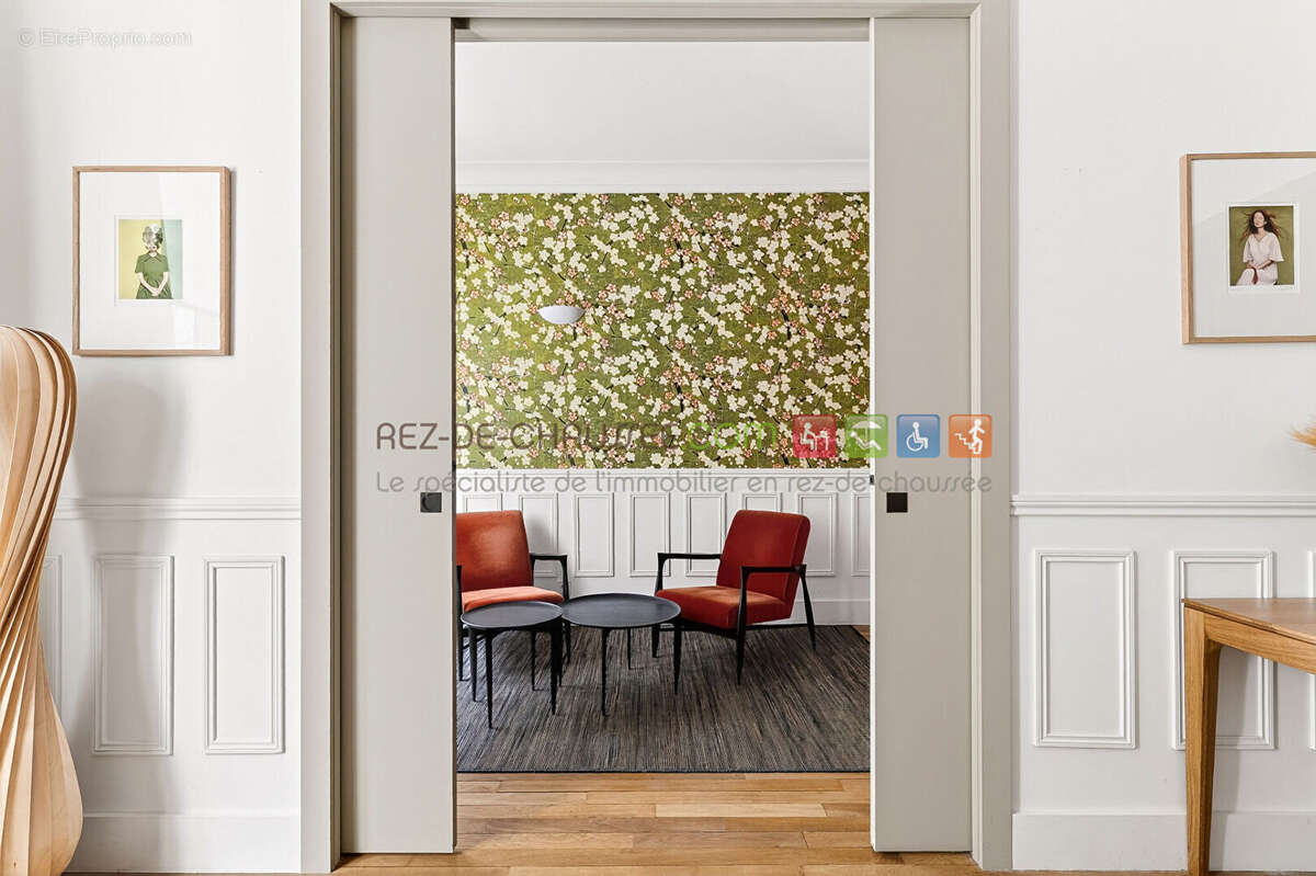 Appartement à PARIS-16E