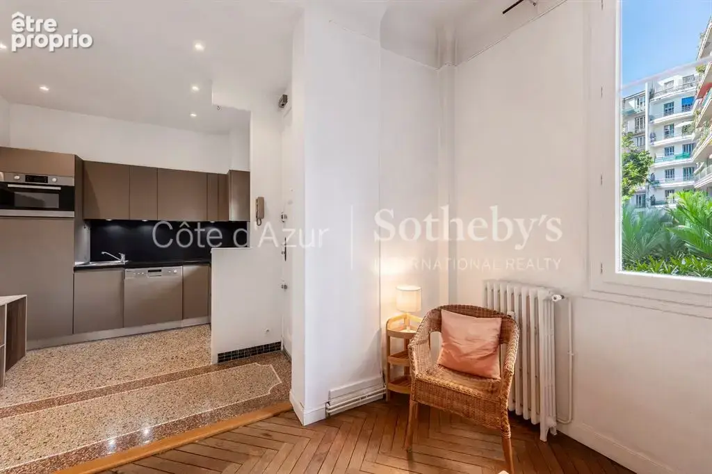 Nice Gambetta – Appartement 3 Pièces Rénové avec Charme, style Art Déco et Calme - photo 5