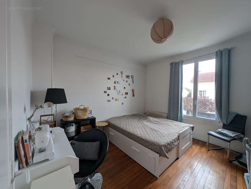 Maison à SAVIGNY-SUR-ORGE