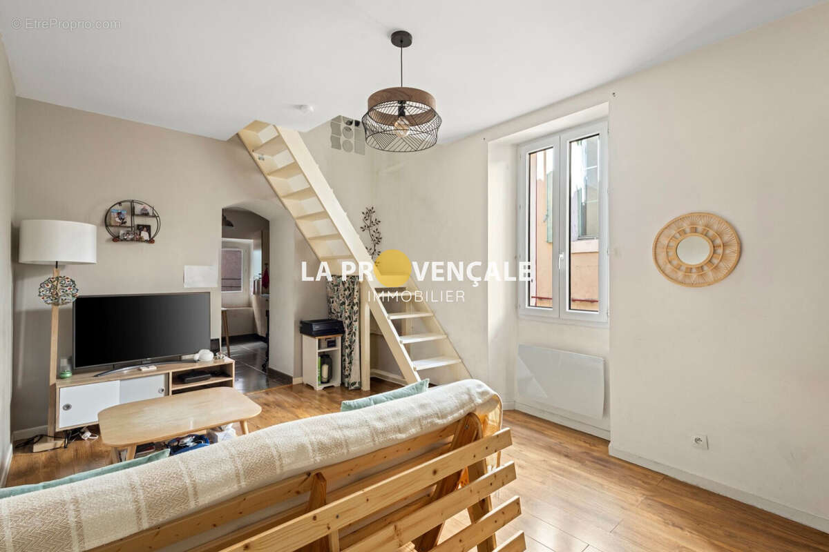 Appartement à TRETS