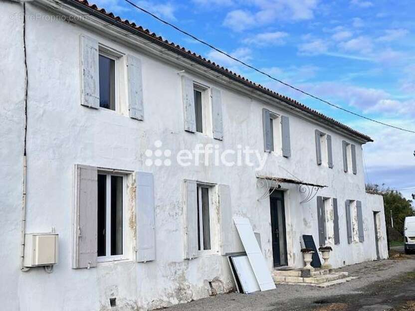 Maison à MIRAMBEAU