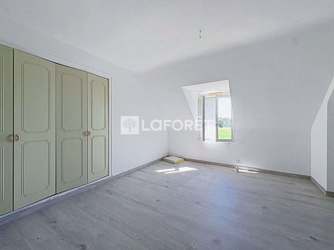 Maison Saint Martin Sur Oust 6 pièce(s) 171 m2 - photo 4